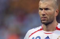 开云体育直播-葡萄牙强势拿下爱尔兰，久保建英持续制造杀伤—欧洲杯赛场上的战术博弈与亚洲新星的崛起