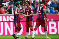 开云官方app入口-阿斯顿马丁横扫红牛二队，佩雷兹关键制胜，重塑赛道格局