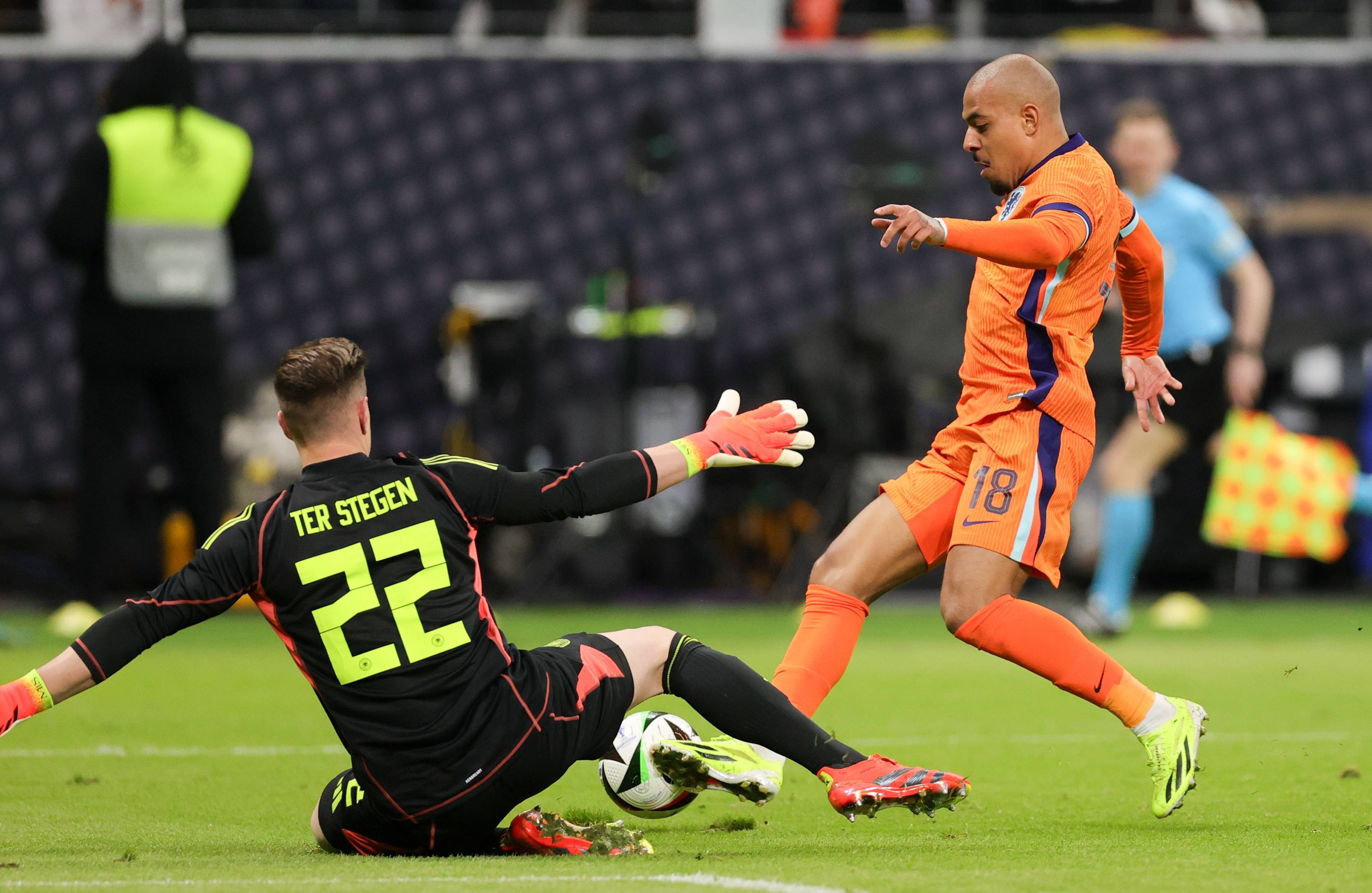 德国足球队最终获胜,晋级总决赛 德国足球队最终获胜,晋级总决赛