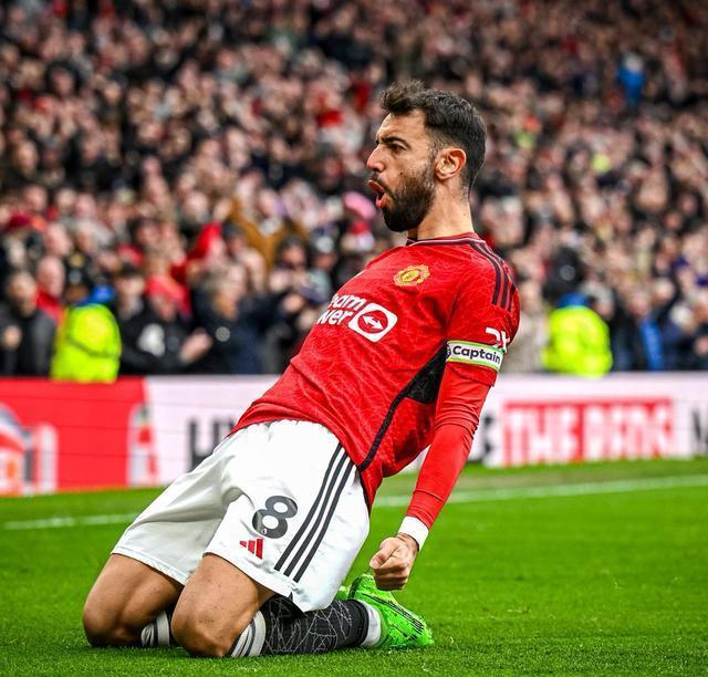 包含利物浦门将世界波扑救,连续展现高水平的词条 包含利物浦门将世界波扑救,连续展现高水平的词条