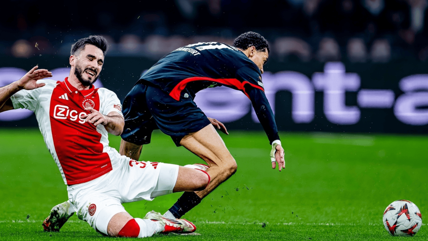 阿贾克斯顽强获胜，特拉奥雷斯助攻入球