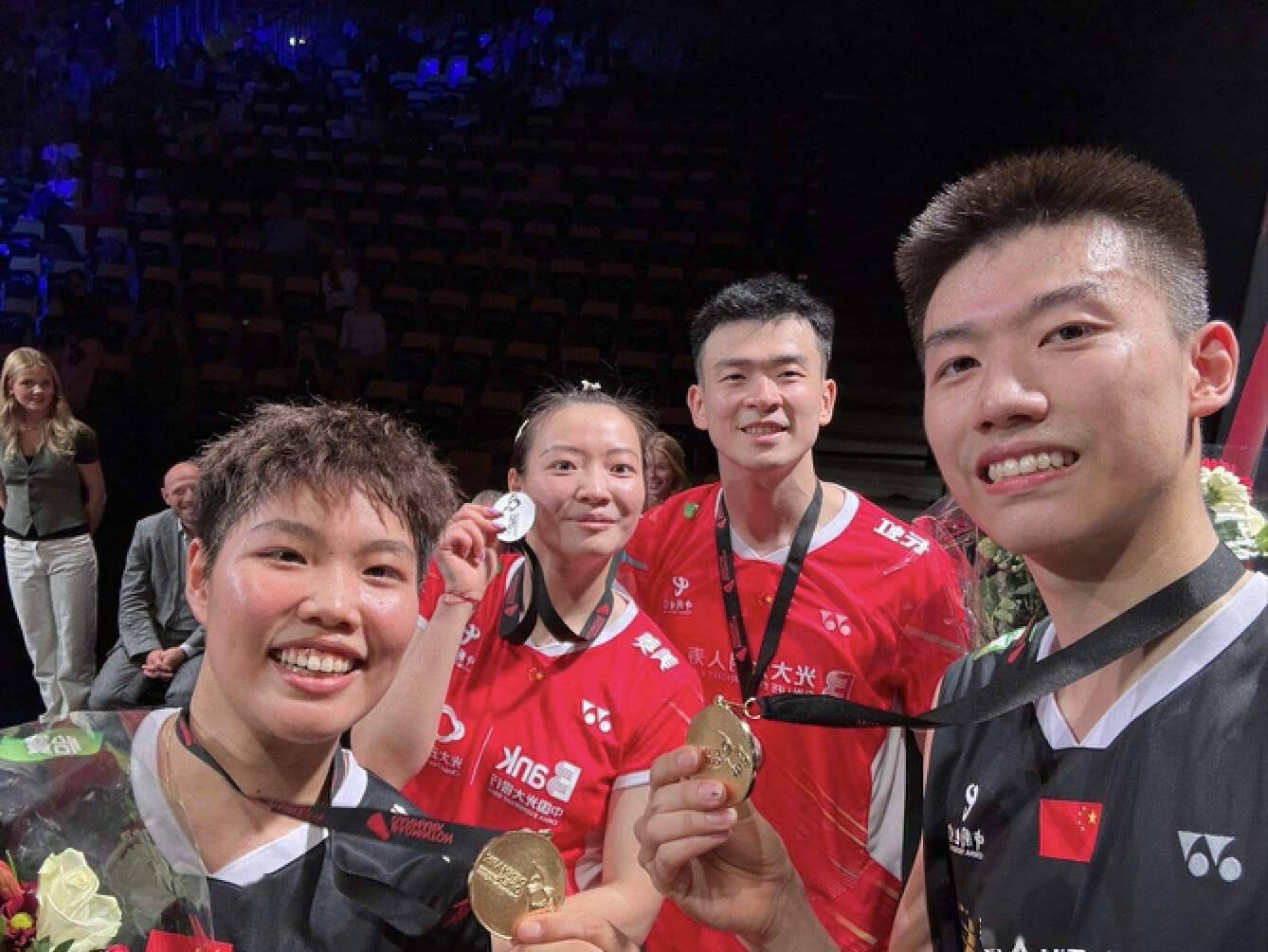 法国队力克印度队，郑思维关键制胜