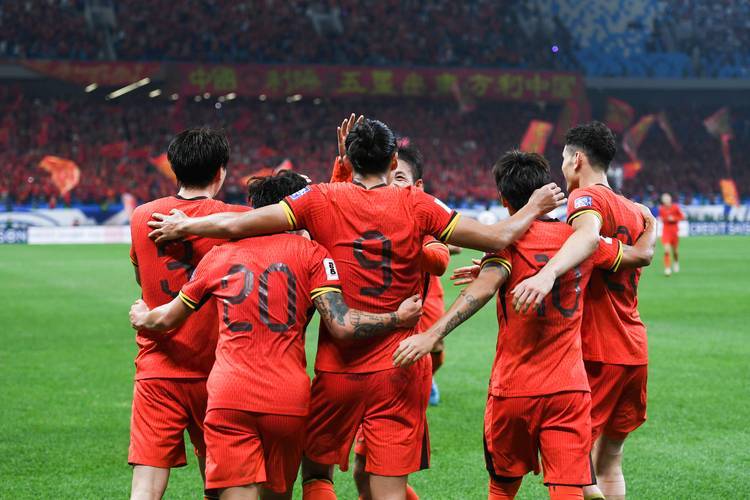 国足队员体现团结争胜,备战任务努力拼搏的简单介绍 国足队员体现团结争胜,备战任务努力拼搏的简单介绍